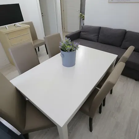 Apartment Feel Good